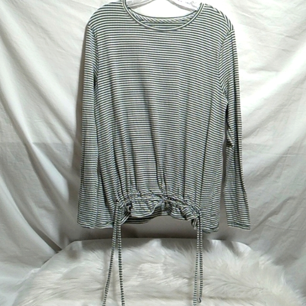 Any Body Blouse Tie Bottom Sz.M Gently Worn